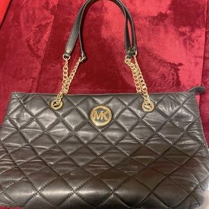 Michael Kors Tote